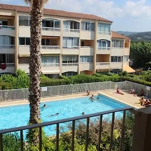  Appartement T2 Piscine & Parking Prive, Proche Commerces France